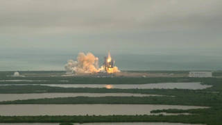 Liftoff in UHD of SpaceX Falcon 9 on CRS-10 Mission
