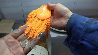 Бизнес в гараже.  С первой попытки идеальная партия.  Centrifugal casting of silicone baits.