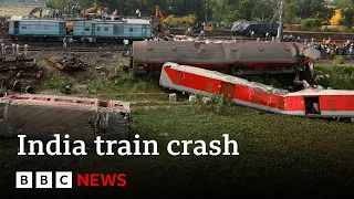 India train crash investigation begins - BBC News