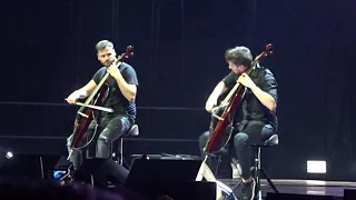 2CELLOS - Livin' On A Prayer - live in Vienna