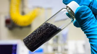 ये है ब्रह्मांड की सबसे ताकतवर चीज़, The Strongest Material Of Universe (Graphene)