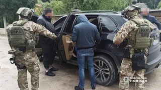 «Спеціалізувалися» на вимаганні коштів з підприємців - поліцейські Тернопільщині викрили угруповання