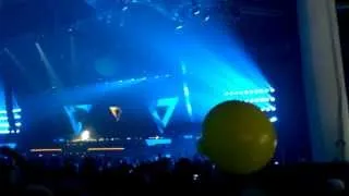 Armin Only Intense @ Kiev [28-12-2013] Rapture (Alex Vlasov Mashup) + Brute