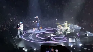 Blink-182 - What's My Age Again? (LIVE @ Houston Toyota Center )