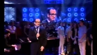 ToTP: Elvis Costello performs She