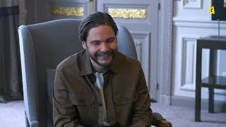 Daniel Brühl Talks about Nebenan with AlloCiné