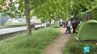 Les conditions de vie difficiles des migrants et réfugiés à Paris