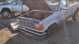Ford Ranger 1991 XLT V6 Manual transmission 4x4 Junkyard find rusty gold no stranger to rust and rot