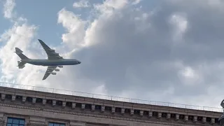 🇺🇦Ан-225 «Мрія» над Хрещатиком у Києві 22.08.2021