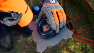 How to change from trimmer head to grass blade