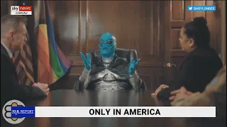 Comedy skit mocks how humans would explain gender pronouns to aliens