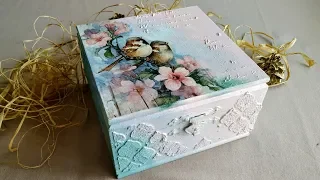 Decoupage for beginners - Decoupage wooden box - How to make a decoupage box - Shabby Chic box