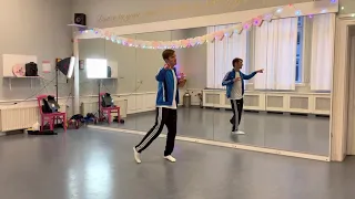 Backstreet Boys’ Everybody - Dance tutorial video (with counts)