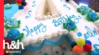 ¡Un pastel retro! | Cake Boss | Discovery H&H