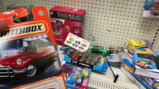 Playdays Collectibles Sunday afternoon Hotwheels hunting at Walmart in Charlotte North Carolina.3.27