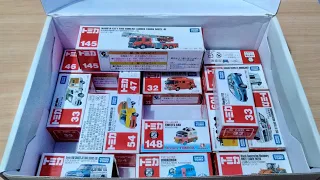 3 Minutes ASMR 13 Type Tomica mini Cars⭐ Tomica opening and put in big Okatazuke convoy