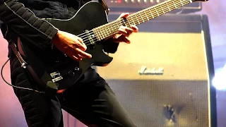 MUSE - Reapers - Close-up on Matt's fingers (live solo)