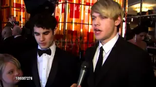 Glee Harry, Lauren, Darren Criss and Chord Overstreet flirting.