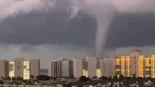 Massive waterspout in Destin, Florida