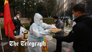 China: Millions locked down in Xi'an as residents complain of food shortages | Covid-19