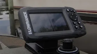 Lowrance Hook2 Fish finder first run