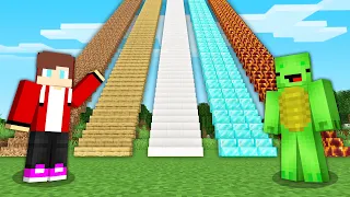 IF YOU CHOOSE THE WRONG STAIR, YOU DIE! Mikey & JJ In Minecraft - Maizen