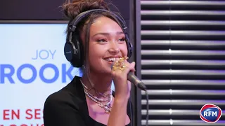 Joy Crookes - Feet don't fail me now  - Session Acoustique RFM