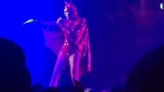 Sharon Needles performs You Spin me Ruhr Round in honour of Pete Burns