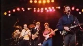 Tears For Fears - The Working Hour (Live 1985)