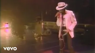 Michael Jackson - Smooth Criminal (Bad Tour: Live in Tokyo)