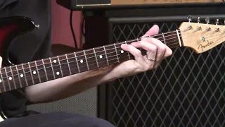 Michael Landau plays some awesome blues licks