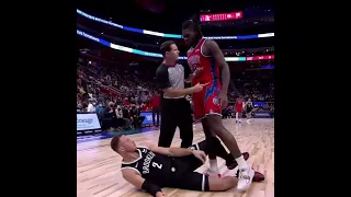 Things got chippy between Blake Griffin and Isaiah Stewart 2