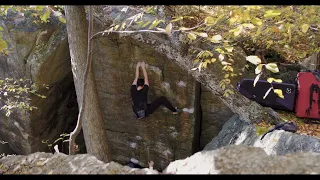 Gunks Bouldering - Harmonic Tremors V9