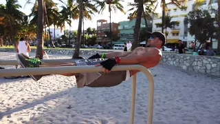 SHREDDED Hivo Shows Intense Bodyweight Workouts At The Beach