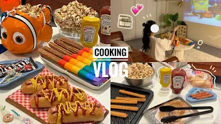 真夜中の映画館ごっこ!🎞仕込みから始まる退勤後の過ごし方🌭💕カロリー爆弾量産💣🔥【cooking vlog】