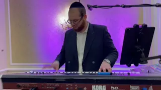 Second Dance: 🎹Motty Breier - 🎤Suscher Gutman