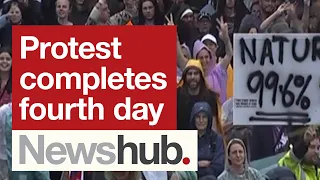 Anti-mandate protesters edge towards fifth day outside Parliament with no signs of leaving | Newshub