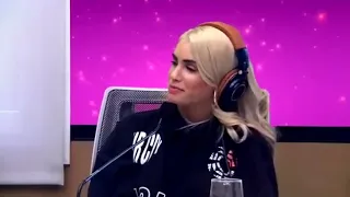 Lali defiende a Thalía en Radio de Argentina