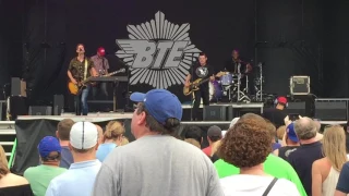 "Desperately Wanting" by Better Than Ezra at Naperville Ribfest, July 3, 2017