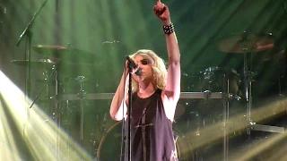 The Pretty Reckless - Heaven Knows [HD] live @ Vienna