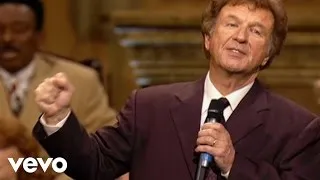 Bill & Gloria Gaither - Let There Be Peace On Earth (Live)