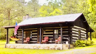 Beautiful Cozy Log Cabin on Lake w/ Mountain Views | Lovely Tiny House