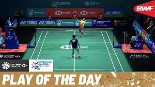 HSBC Play of the Day | A gruelling rally from Vitidsarn and Naraoka in a marathon matchup