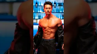 Tiger Shroff Six Abs Video.Hrithik Roshan Six Abs Video.Ranbir Kapoor Six Abs Video#shorts#hrithik