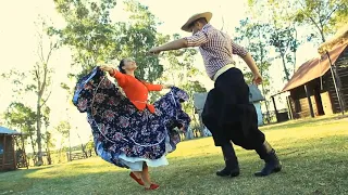 Larissa y Álvaro - Chamarrita (Tacuarembó, Uruguay)