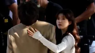 offscreen moment zhao lusi comforting chan zheyuan after crying