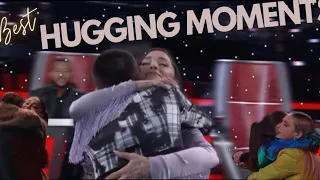 All the times Ariana Grande gave a hug on ‘The Voice’