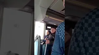 Ойёй ёй БАБУШКА В АВТОБУСЕ