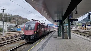 Einfahrt des EuroCity 163 "Transalpin" am 16.03.2024 in Feldkirch