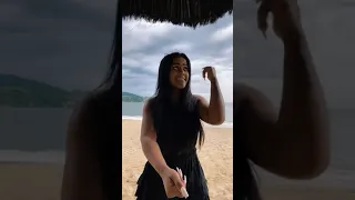 Camila loures filma fantasma na praia